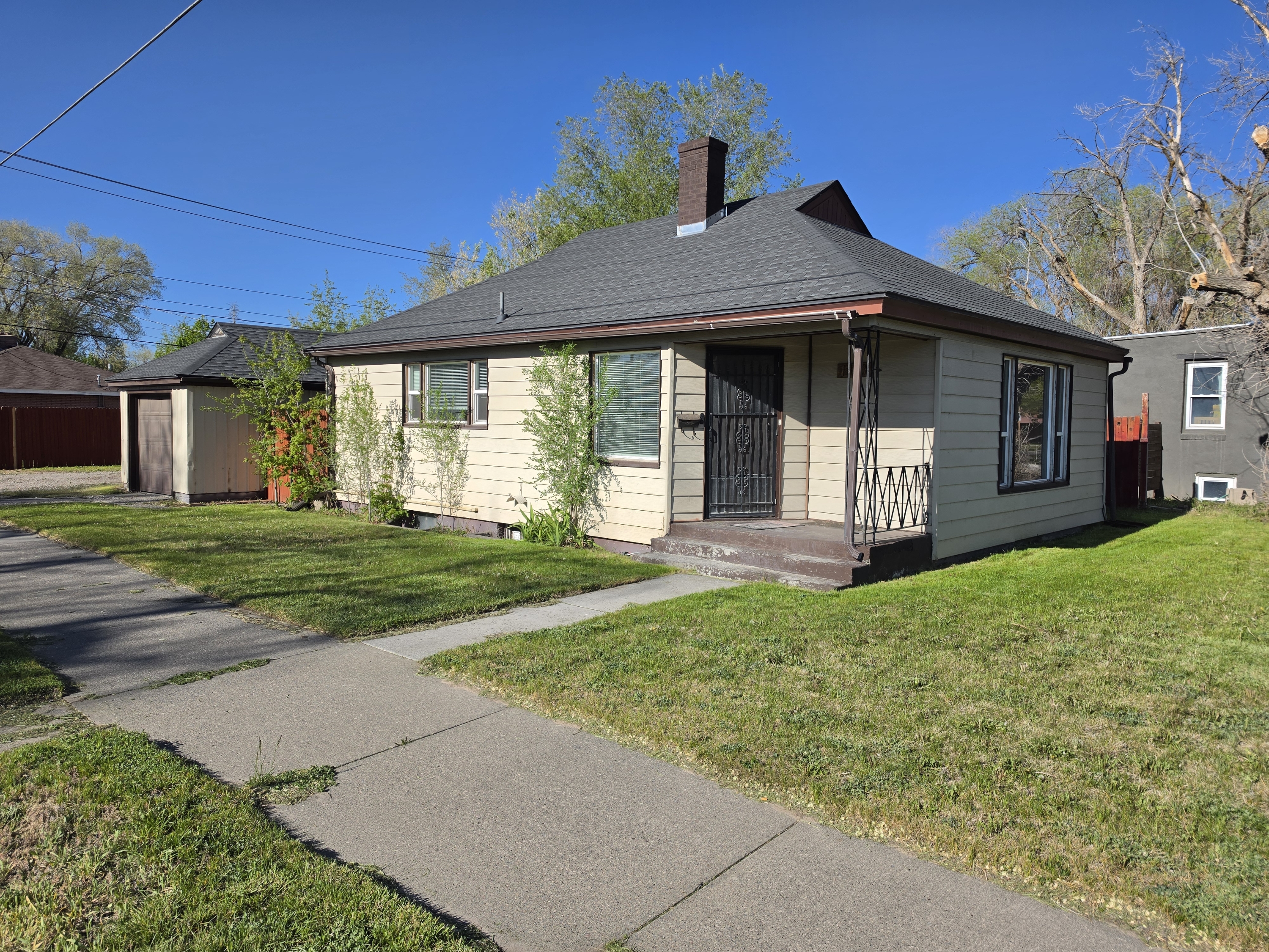 1710 South Higbee Avenue